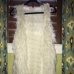 American threads white shaggy vest